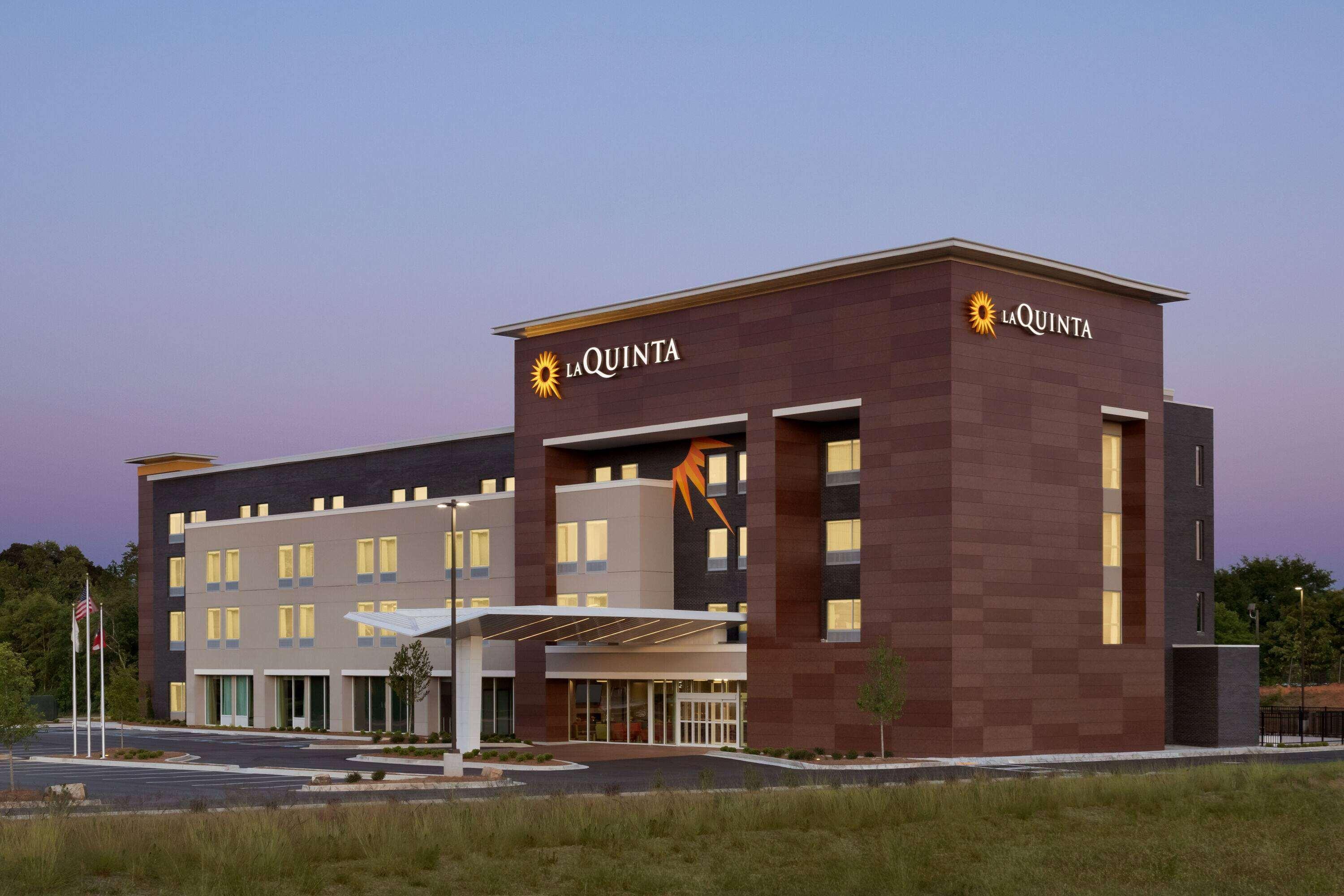 La Quinta Inn & Suites By Wyndham Braselton Eksteriør bilde