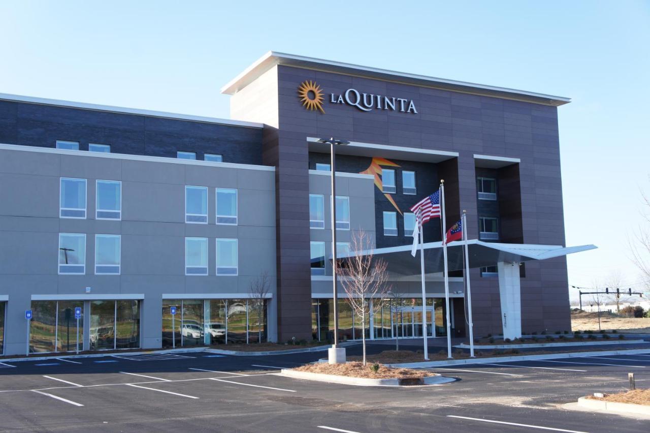 La Quinta Inn & Suites By Wyndham Braselton Eksteriør bilde